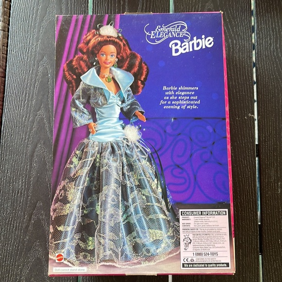 NRFB Toys R Us Emerald Elegance Barbie Doll. - Picture 5 of 14